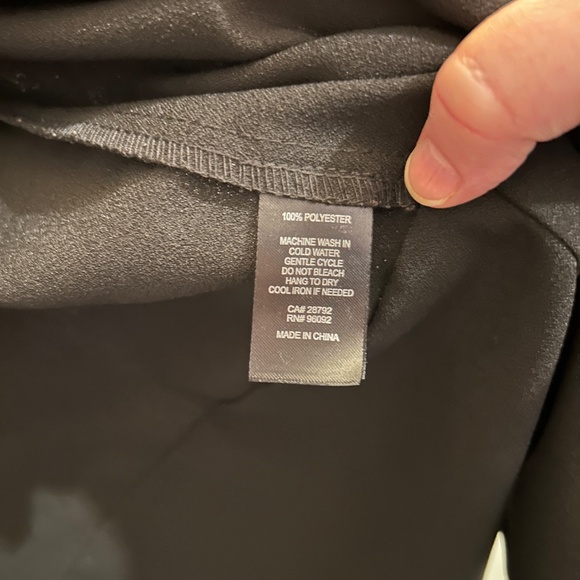 Matteson Size Small Black, Mid-length Vest - Picture 7 of 13